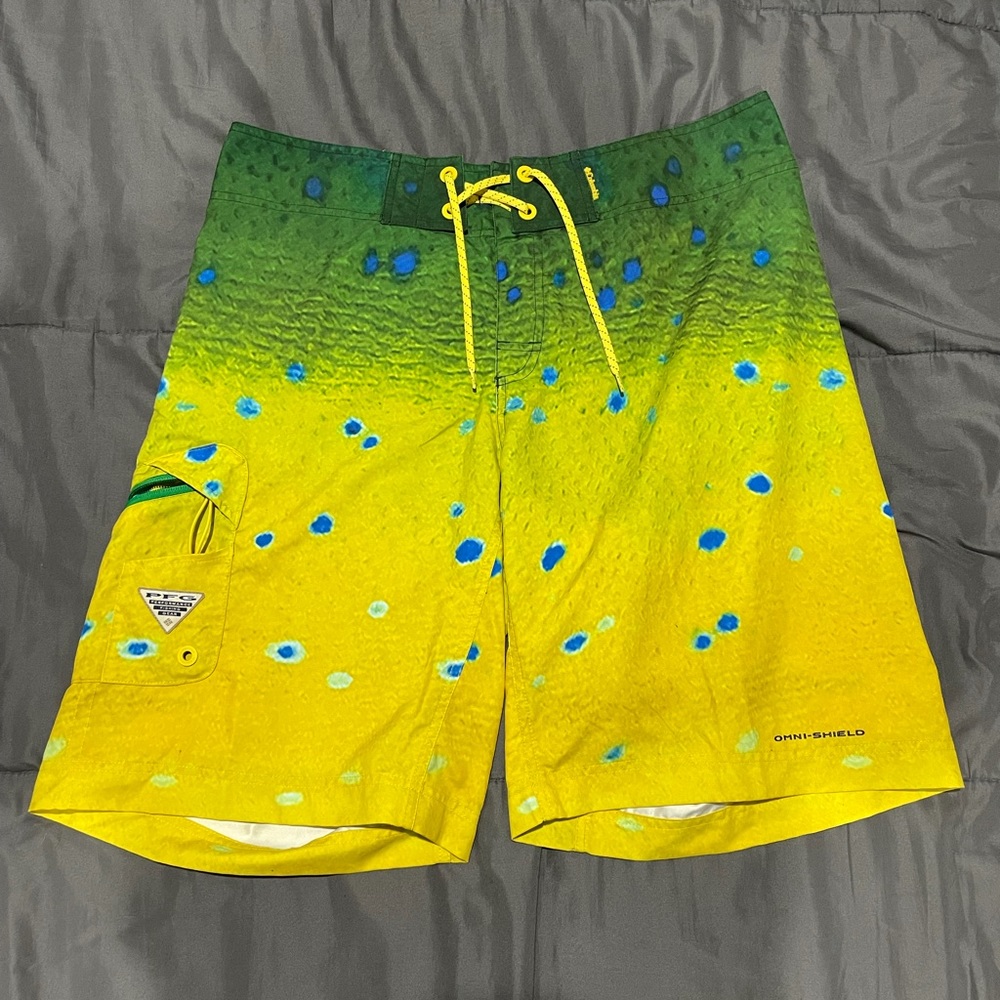 Columbia men’s swim trunks